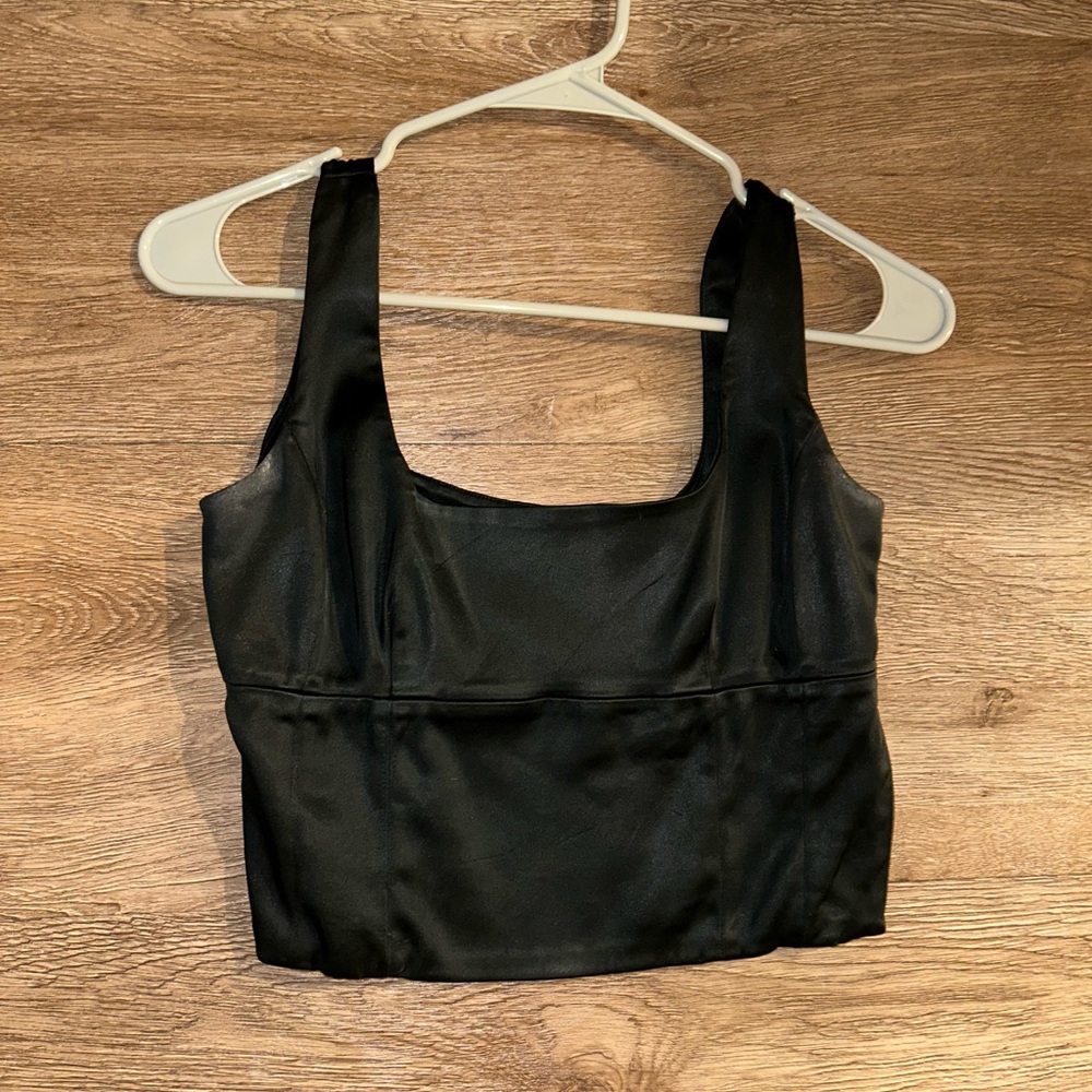 Wilfred free: black satin tank